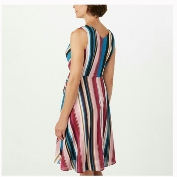 COPY - NWT Roz & Ali Dressbarn sleeveless v-neck surplice wrap dress - Picture 9 of 11